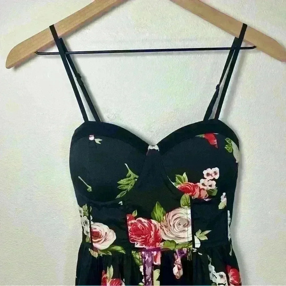 Band of Gypsies Black Floral Mini Dress with Pockets Size XS - Picture 4 of 15